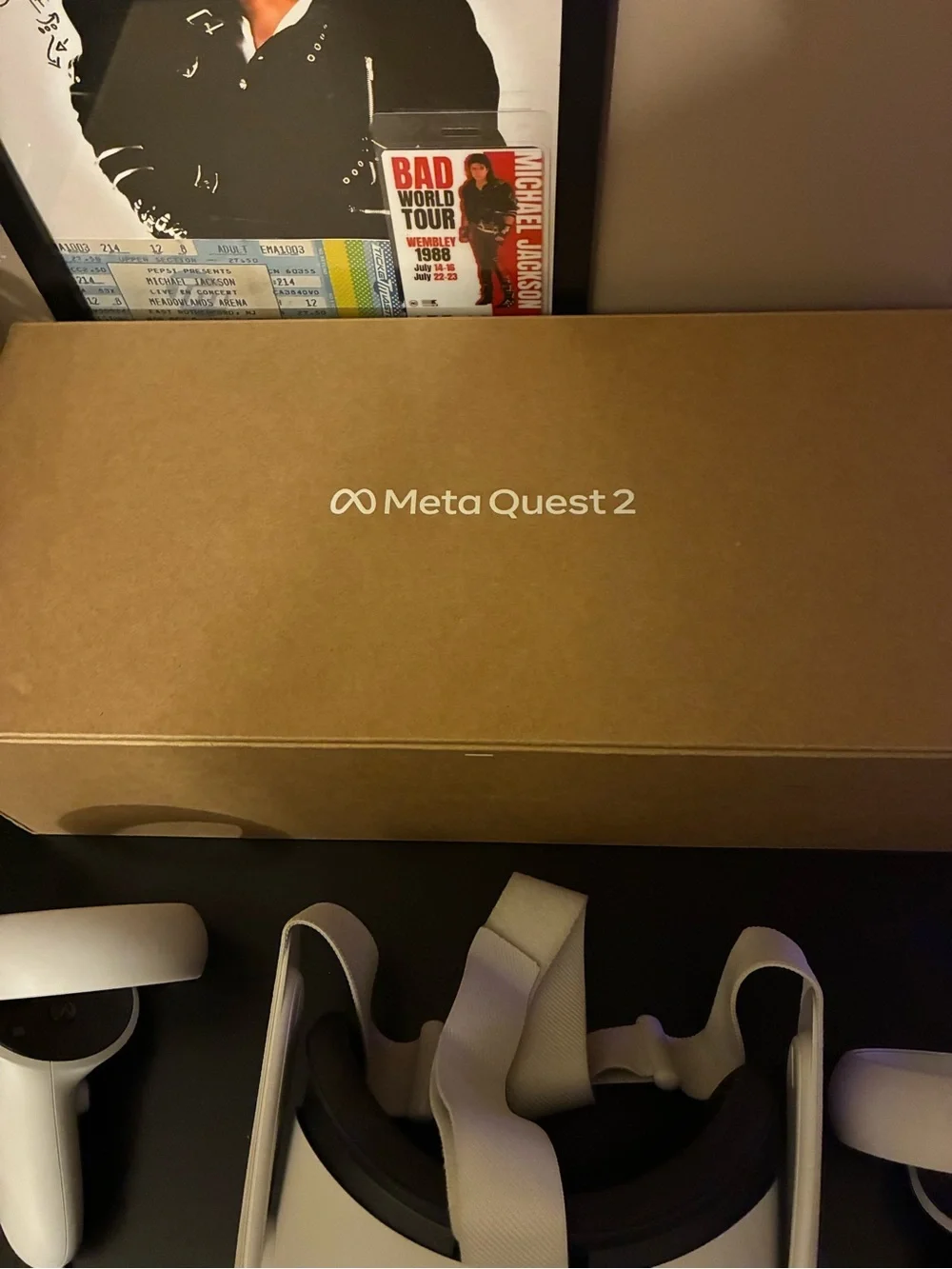 Quest 2 VR Headset - White - Complete Set